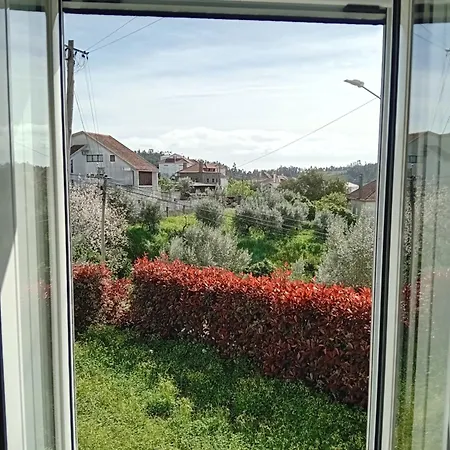 Casa Da Ti Emília Сasa de vacaciones Cardigos